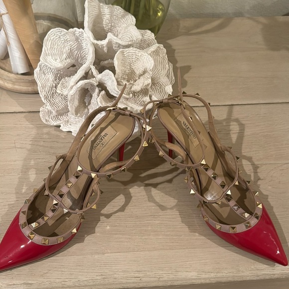 💯 Authentic Valentino Rockstud Pumps-FIRM - Picture 4 of 10